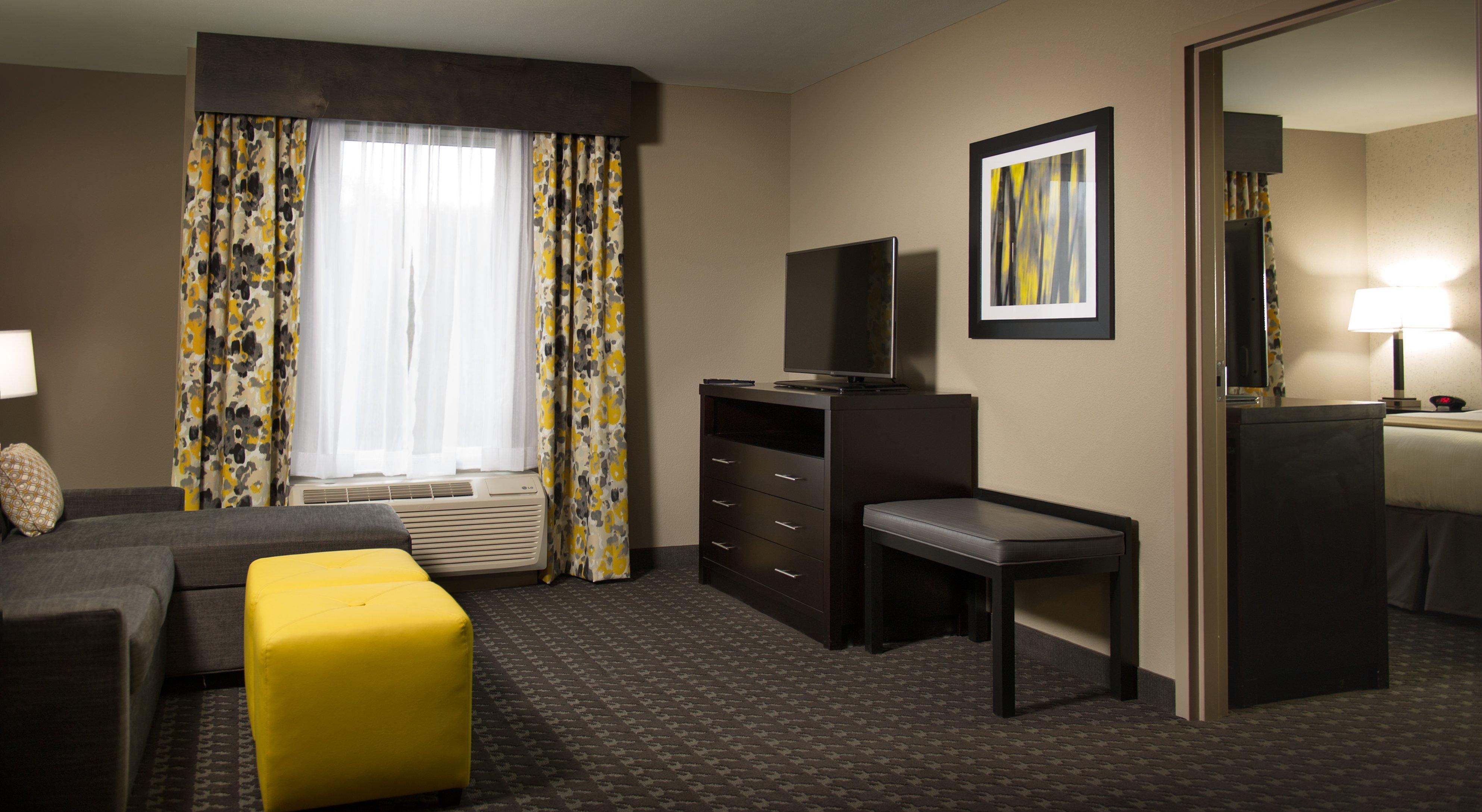 Holiday Inn Express And Suites Madison Central By Ihg Buitenkant foto